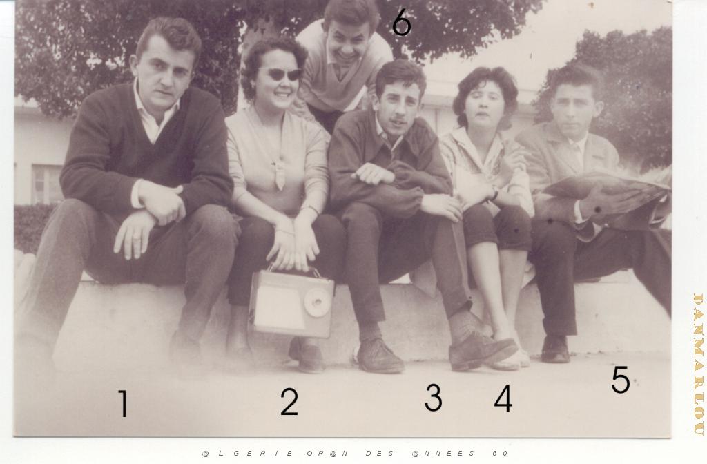COLO AIN EL TURK LA MER ET LES PINS STAGE DES MONITEURS 1959 N02.JPG